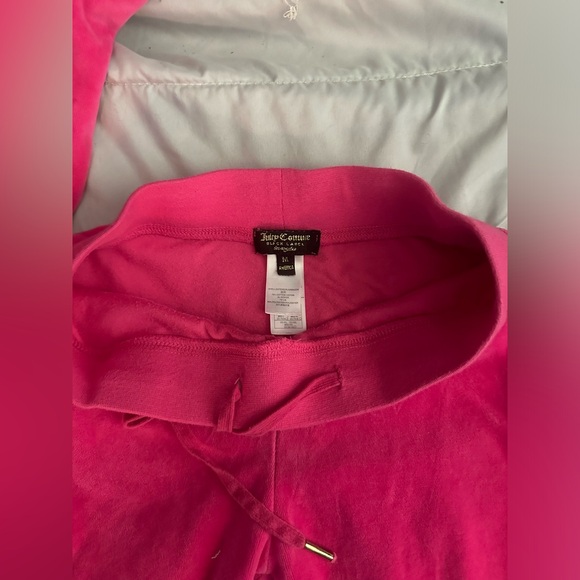 juicy couture velour tracksuit (copy) - Picture 3 of 3
